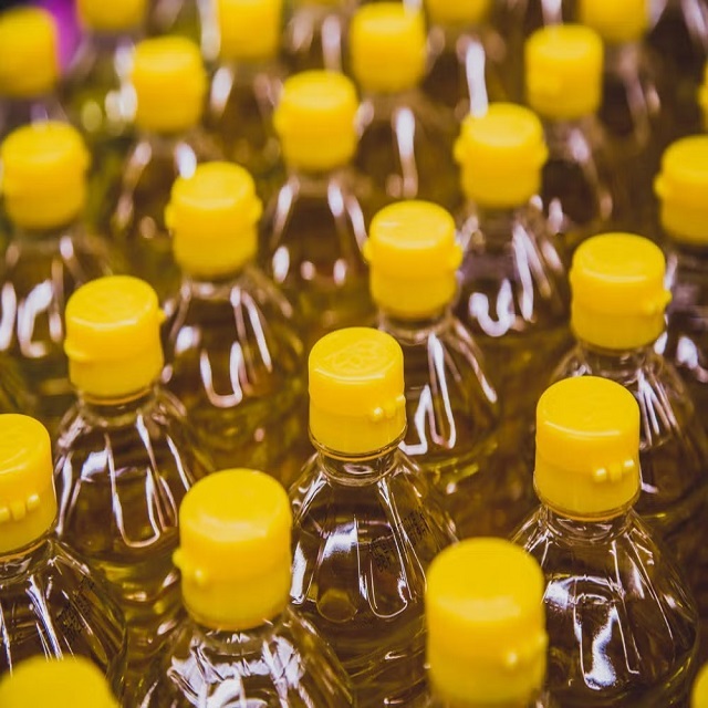 Organic Refined Rapeseed Oil Canola Vegetable Edible Oil Wholesale Price Fast Delivery Best Choice for Healthy Cooking - Image 2
