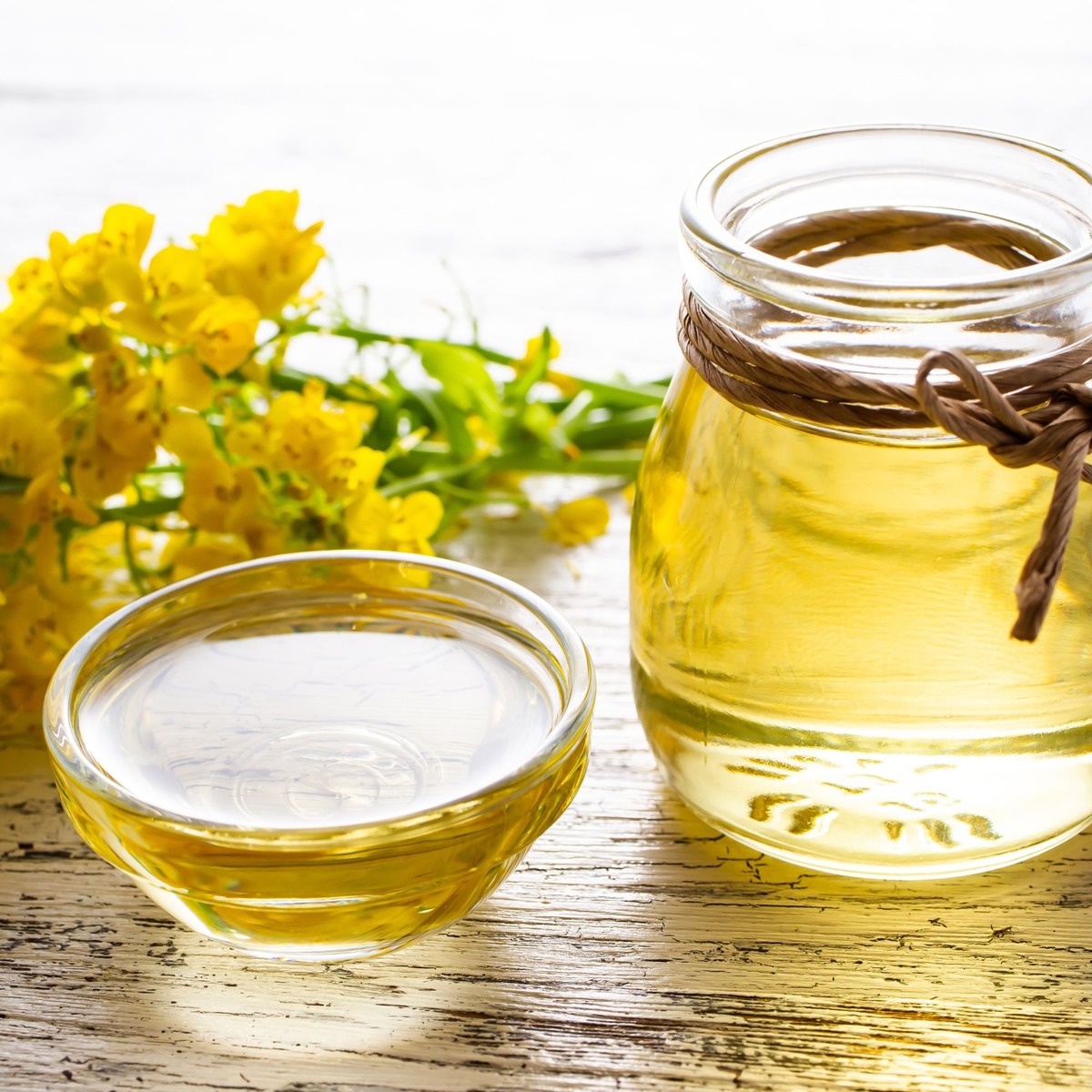 Premium Organic Canola Oil ISO/HACCP/HALAL Certified Fractionated for Consistent Performance in Food Production Preparation - Image 3